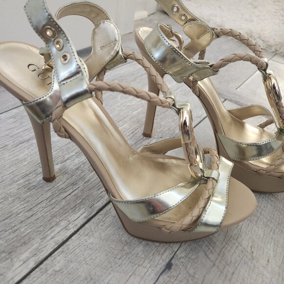 GUESS heals - Picture 2 of 3